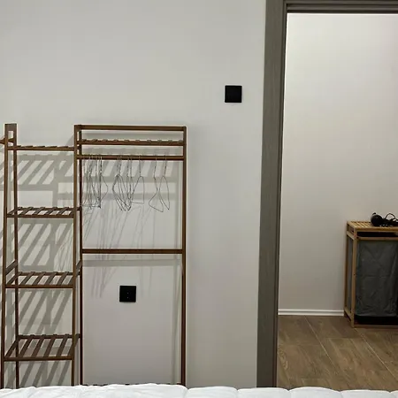 Warm Bright With Fast Wi-fi Free Parking Apartment Skopje